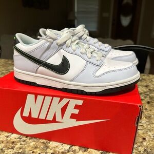 Nike Low Dunks, blue and grey! Worn twice